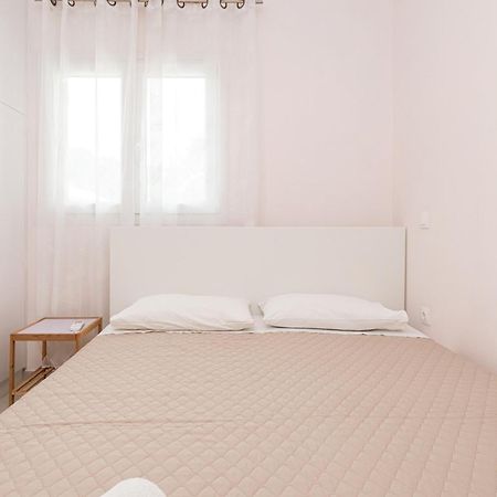 Lazaros Apartments Guviá Kültér fotó